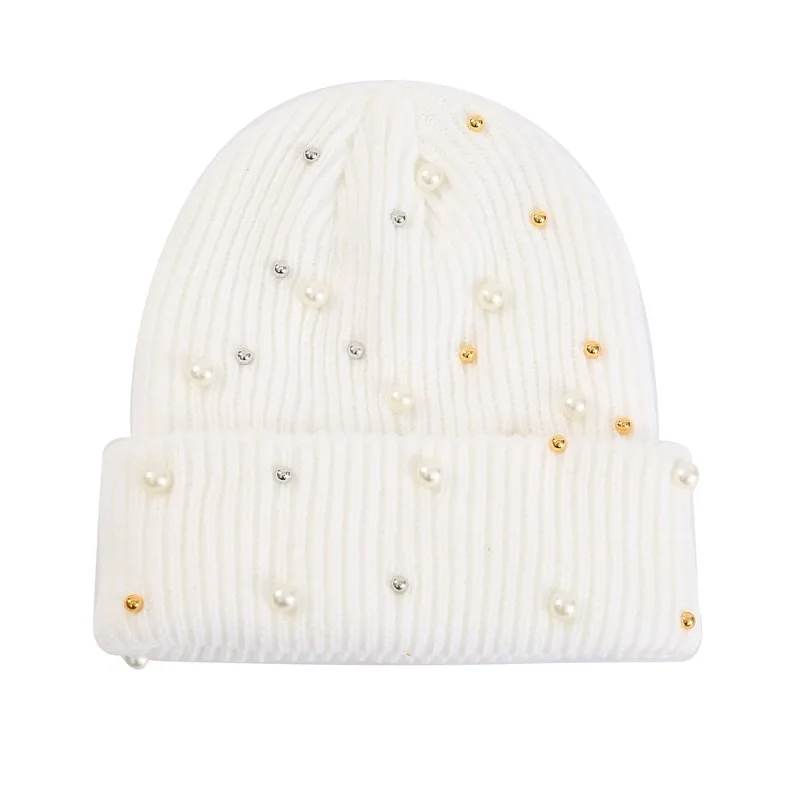 قبعة شتوية نسائية محبوكة مزينة - مراجعة Beanie Cuffed Knit وسعره